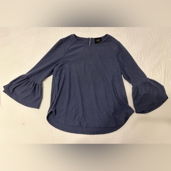 Blue textured dotted blouse with flowy wrists - Picture 1 of 3